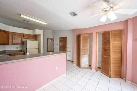 Apple, COCOA, FL 32927