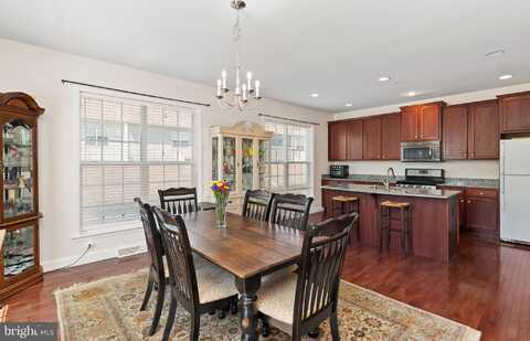 Porter, MECHANICSBURG, PA 17050