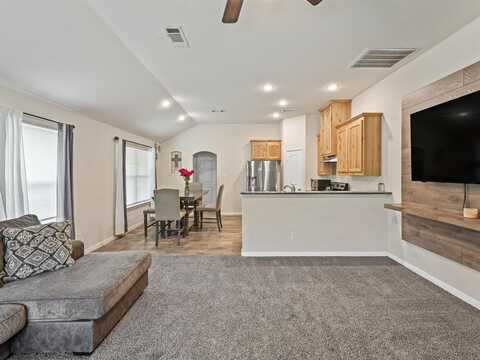 Charlotte, FORT WORTH, TX 76119