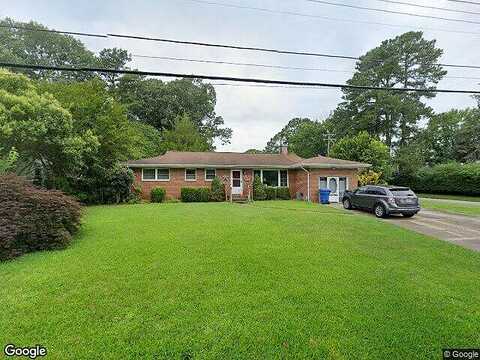 Caren, VIRGINIA BEACH, VA 23452