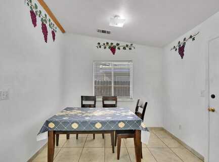 Mathew, LINDSAY, CA 93247
