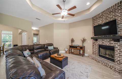 Cove, NAVARRE, FL 32566