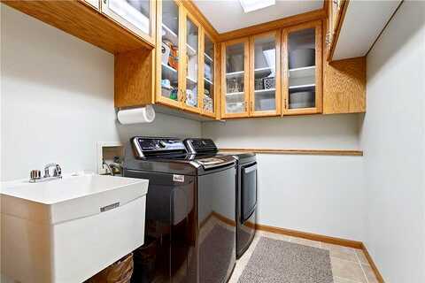 Utah, SARTELL, MN 56377
