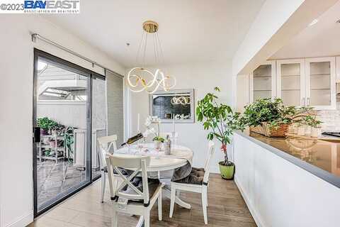 Vista Del Mar, SAN MATEO, CA 94404