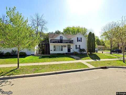 Maple, CHASKA, MN 55318