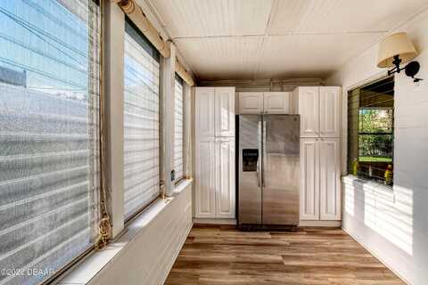 Moravia, DAYTONA BEACH, FL 32117