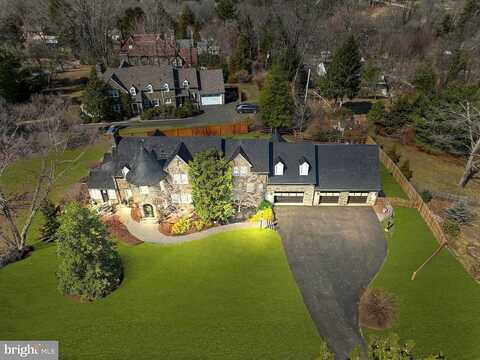 Gilbert, JENKINTOWN, PA 19046