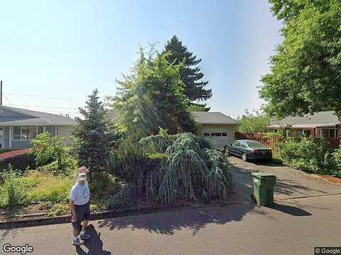 Dellmoor, WOODBURN, OR 97071