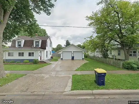 Dwelle, LAKE CITY, MN 55041