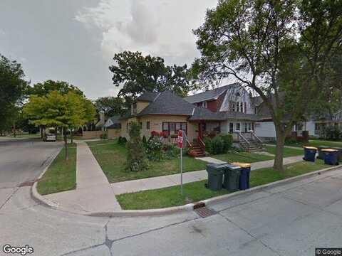 67Th, MILWAUKEE, WI 53219