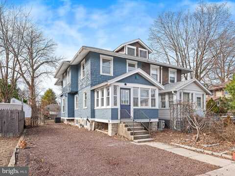 Leon, NORWOOD, PA 19074