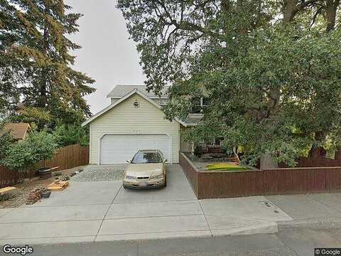 13Th, THE DALLES, OR 97058