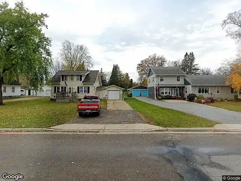 Roberts, WARROAD, MN 56763