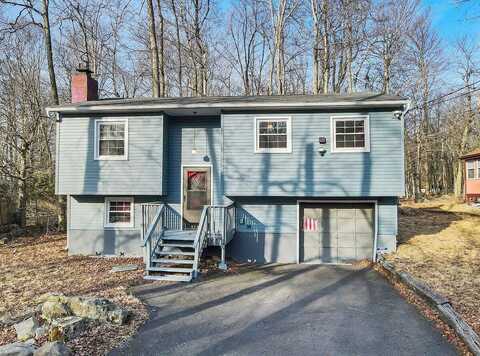 Foxledge, TOBYHANNA, PA 18466