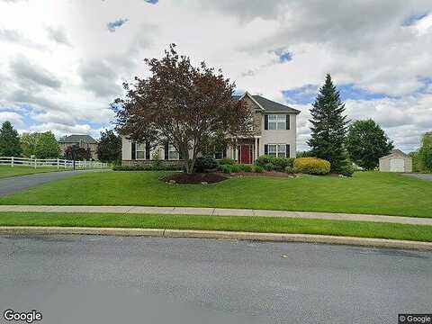 Burgundy, MACUNGIE, PA 18062