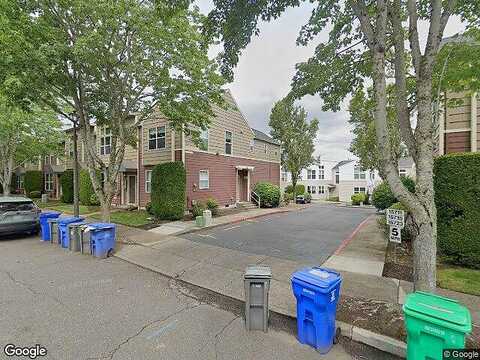 Beech, PORTLAND, OR 97230