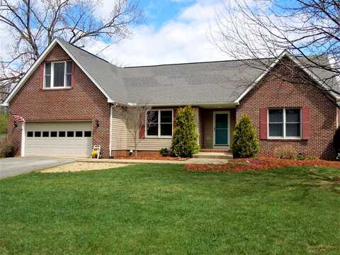 Davis, WAYNESBORO, VA 22980