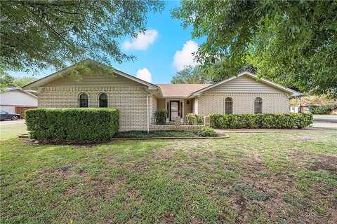 Pinewood, HEWITT, TX 76643