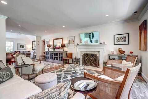 Holly Haven, WEEMS, VA 22576