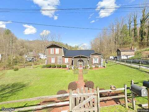 Boggs Hollow, POUND, VA 24279