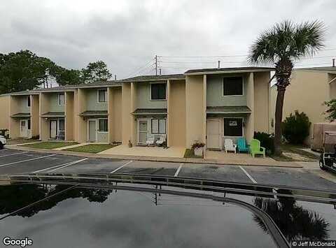 Robin, PANAMA CITY BEACH, FL 32407