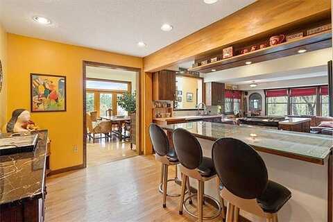 Glass, STROUDSBURG, PA 18360