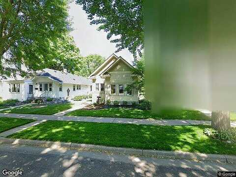 Saratoga, SAINT PAUL, MN 55105