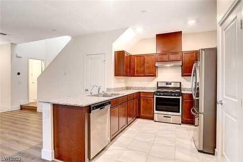 Padulle, HENDERSON, NV 89044