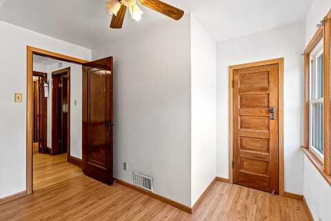 Ironwood, MILWAUKEE, WI 53209