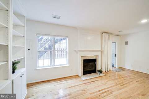 Arell, ALEXANDRIA, VA 22304