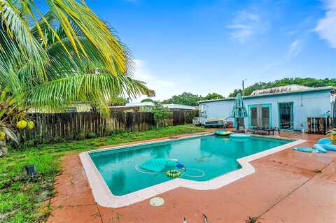 10Th, FORT PIERCE, FL 34950