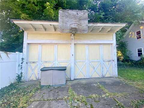 8Th, ERIE, PA 16502