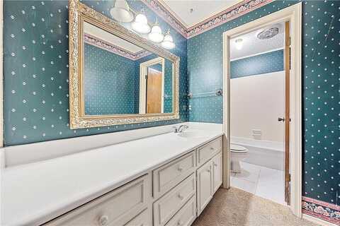 Sandera, WACO, TX 76710
