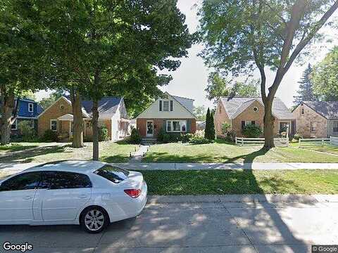 Braeburn, MILWAUKEE, WI 53209