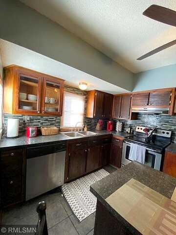 York, SAINT PAUL, MN 55106