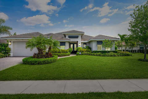 Jacqueline, VERO BEACH, FL 32968