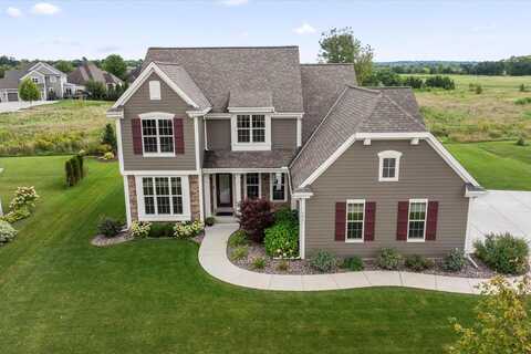 Makou, WAUKESHA, WI 53189