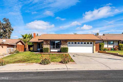 Royale, MORENO VALLEY, CA 92557