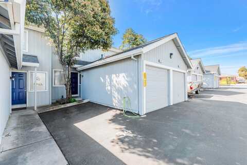 Tammy, BAY POINT, CA 94565