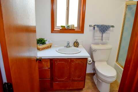 19Th, KENNEWICK, WA 99337