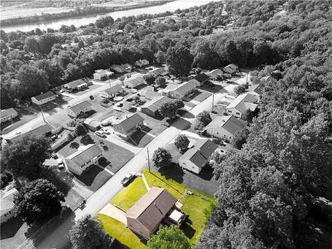 Russell, BADEN, PA 15005