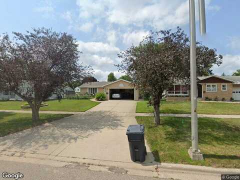 Diagonal, WORTHINGTON, MN 56187