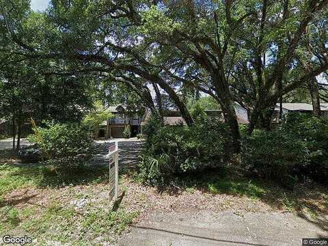 Hilburn, PENSACOLA, FL 32504