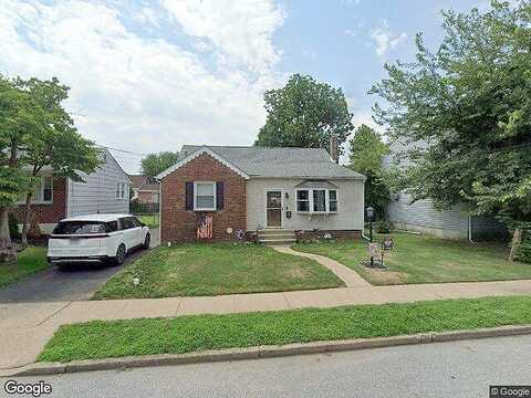 Pontiac, ESSINGTON, PA 19029