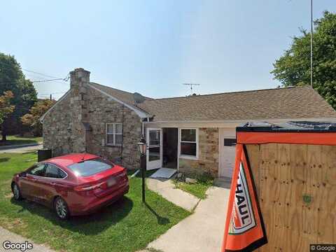 Broadway, HANOVER, PA 17331