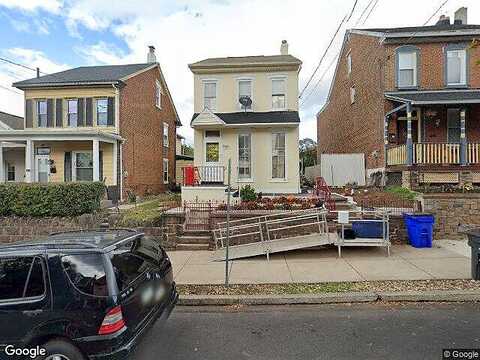 Walnut, POTTSTOWN, PA 19464