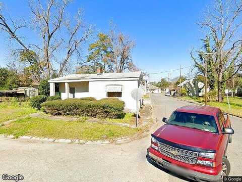 31St, SAVANNAH, GA 31401