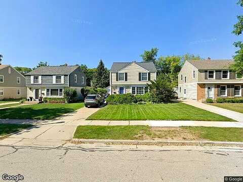 Shoreland, MILWAUKEE, WI 53217