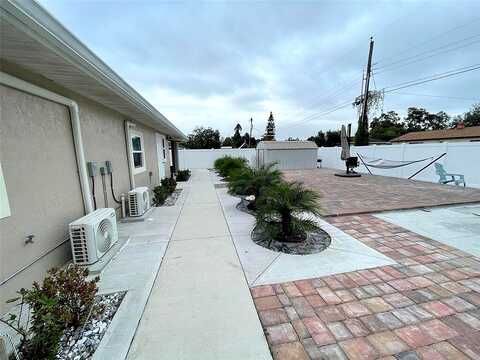 Holloway Shores, LAKELAND, FL 33801