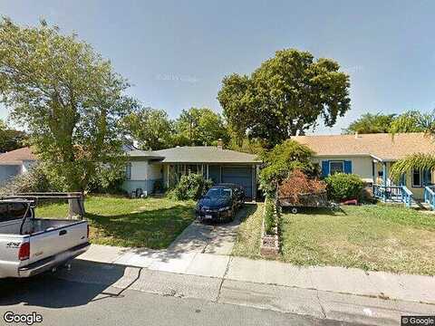 40Th, SACRAMENTO, CA 95824
